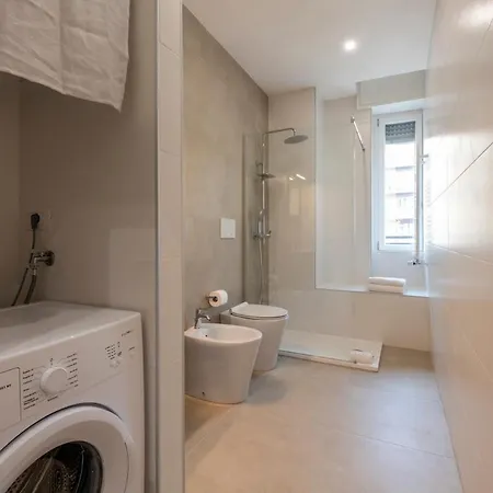 Bright Apt 2 Bedrooms And 2 Bathrooms - B Home Milan Exterior photo